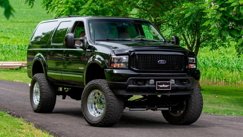newest ford excursion